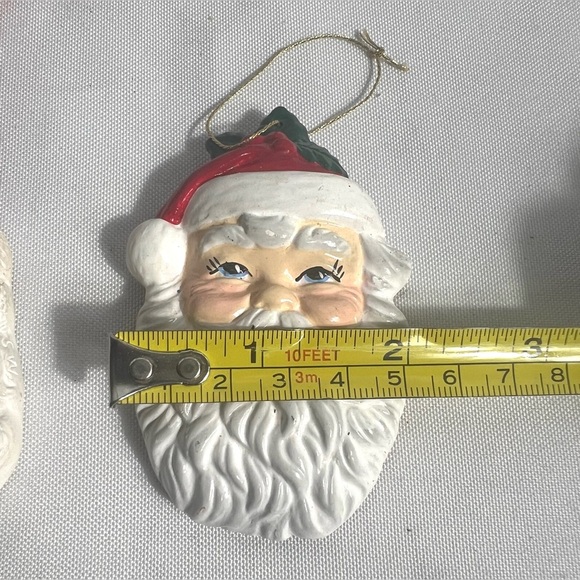 Set Of Two Very Vintage Santa Claus Ornaments Both Different Materials - Picture 5 of 8